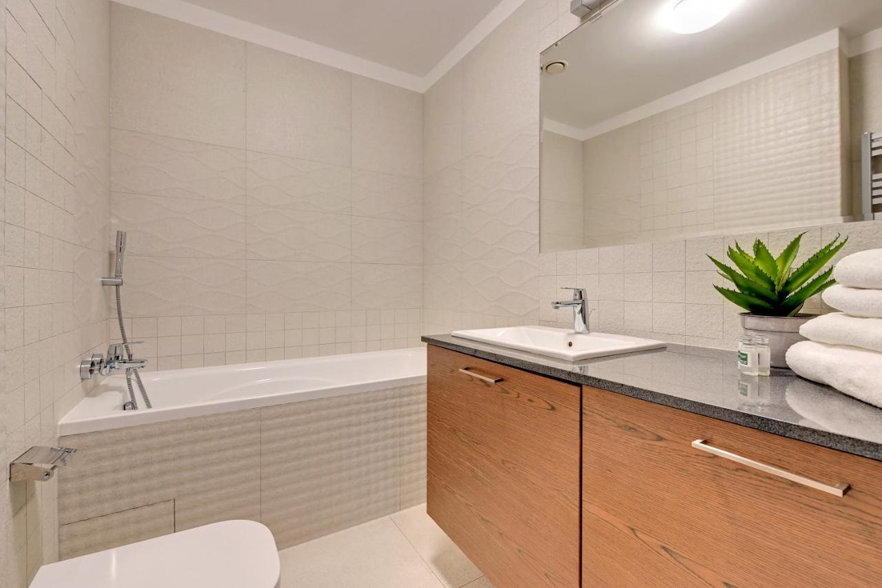 Premium Residence By Welcome Apartment 그단스크 외부 사진
